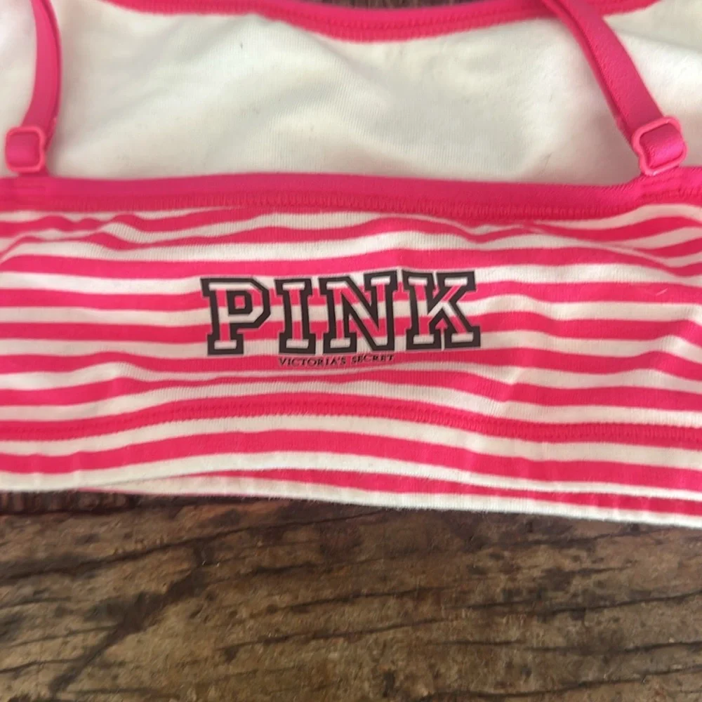 Victoria’s Secret Pink yoga striped sports bra NWT - Picture 3 of 6